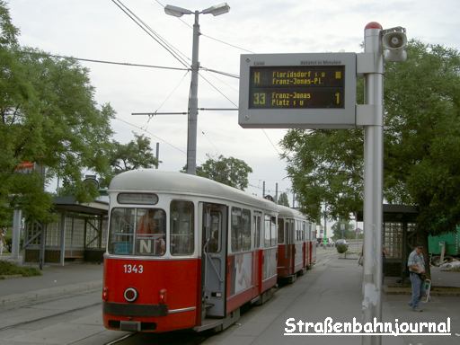 FGI-Display Friedrich-Engels-Platz
