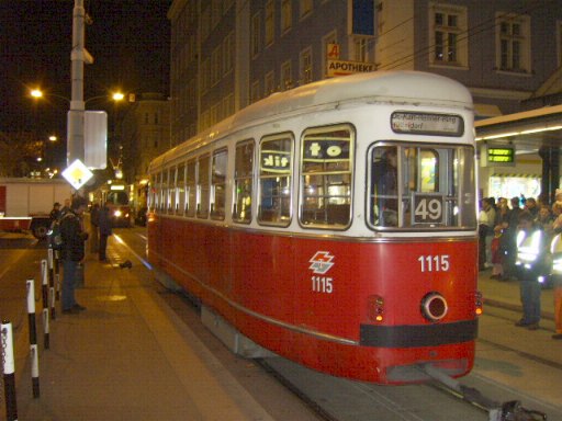 1115 Gerstnerstraße, Westbahnhof