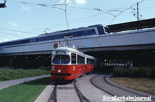 4657+1207 Praterstern