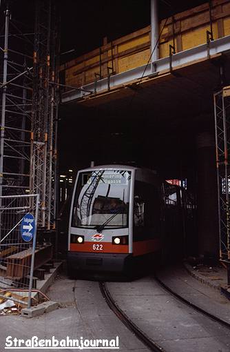 6 Burggasse, Stadthalle