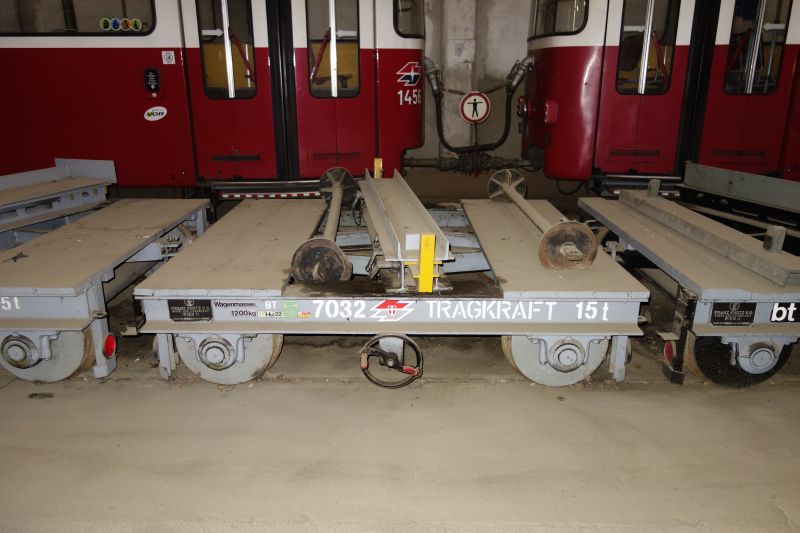 Datei:Bt 7032 bhfspeising20131123.jpg