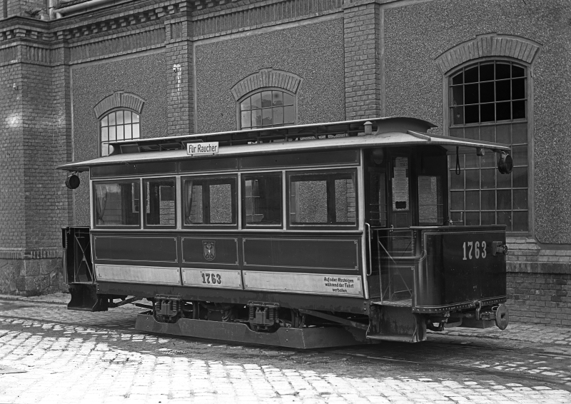 Datei:F4 1763 bhfrudolfsheim.jpg