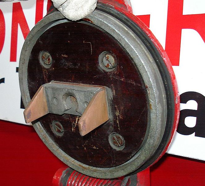 Datei:Elindose deckelTW.jpg