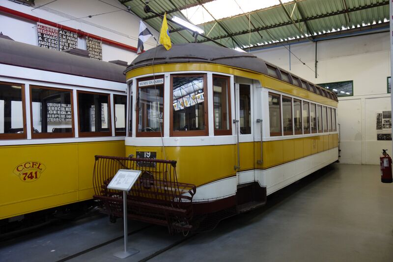 Datei:Lissabon 802 SantaAmaro20181003.jpg